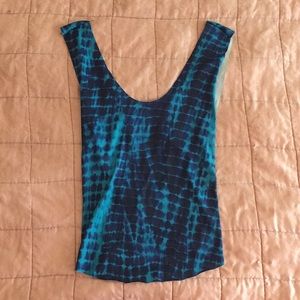 Onzie yoga top